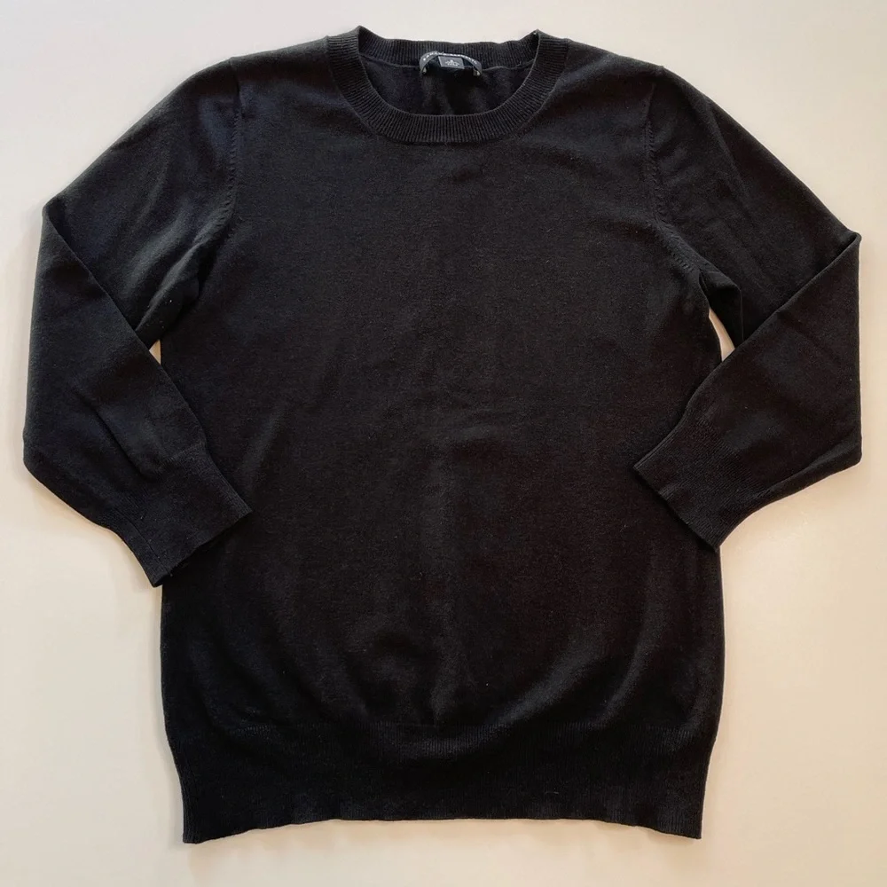 Banana Republic Black Sweater 3/4 Length Sleeve Crew Neck Women’s Size Small